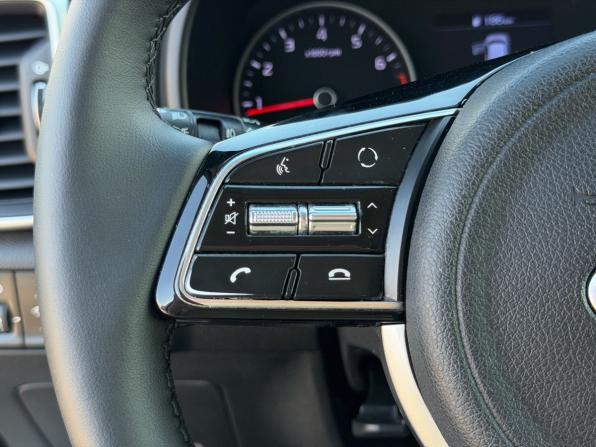 Kia Sportage IV Рестайлинг с пробегом 2018 года, цена 1 800 000 рублей, 88195 км, внедорожник, Автокод Объявления