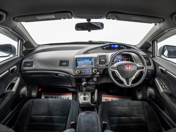 Honda Civic VIII Рестайлинг с пробегом 2009 года, цена 975 000 рублей, 175242 км, седан, Автокод Объявления