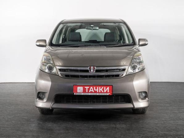Toyota ISis I Рестайлинг с пробегом 2009 года, цена 1 120 300 рублей, 151614 км, компактвэн, Автокод Объявления