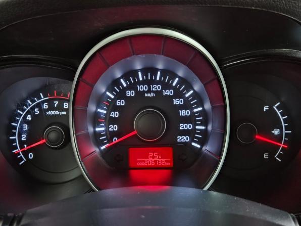 Kia Rio III с пробегом 2013 года, цена 657 000 рублей, 204394 км, седан, Автокод Объявления