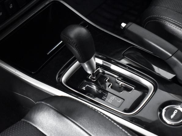 Mitsubishi Outlander III Рестайлинг 2 с пробегом 2017 года, цена 1 910 000 рублей, 93100 км, внедорожник, Автокод Объявления