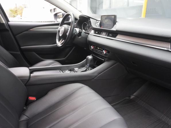 Mazda 6 III (GJ) Рестайлинг 2 с пробегом 2021 года, цена 3 100 000 рублей, 40552 км, седан, Автокод Объявления
