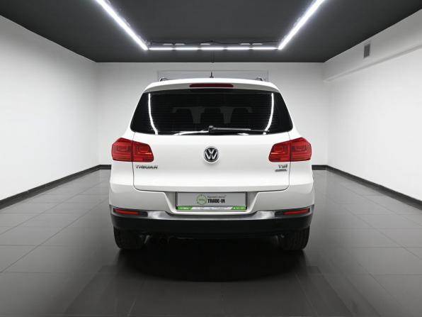 Volkswagen Tiguan I Рестайлинг с пробегом 2013 года, цена 1 365 000 рублей, 122335 км, внедорожник, Автокод Объявления