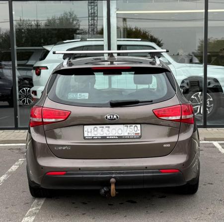 Kia Ceed II Рестайлинг с пробегом 2018 года, цена 1 455 000 рублей, 99112 км, универсал, Автокод Объявления