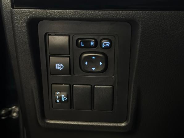 Toyota Land Cruiser Prado 150 Series Рестайлинг 3 с пробегом 2021 года, цена 6 300 000 рублей, 69619 км, внедорожник, Автокод Объявления