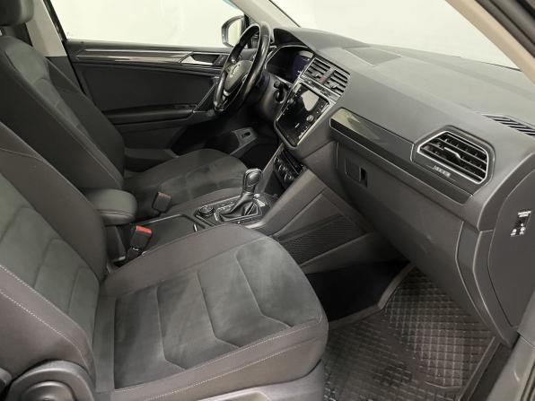 Volkswagen Tiguan II с пробегом 2017 года, цена 2 300 000 рублей, 173500 км, внедорожник, Автокод Объявления