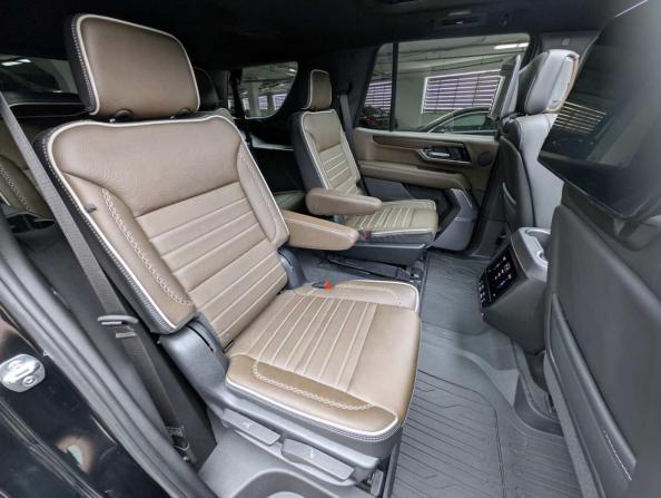 GMC Yukon V Рестайлинг с пробегом 2025 года, цена 14 990 000 рублей, 15331 км, внедорожник, Автокод Объявления
