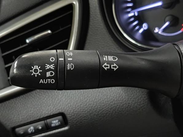 Nissan Qashqai II с пробегом 2018 года, цена 1 760 000 рублей, 84853 км, внедорожник, Автокод Объявления