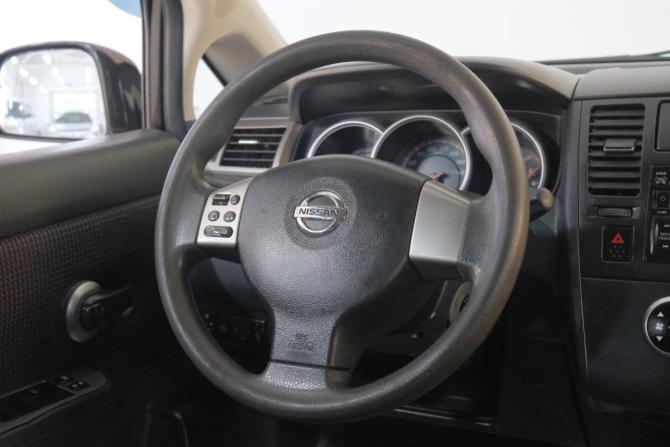 Nissan Tiida I с пробегом 2010 года, цена 879 000 рублей, 181000 км, хэтчбек, Автокод Объявления