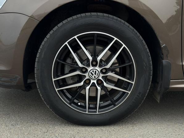 Volkswagen Jetta VI с пробегом 2012 года, цена 840 000 рублей, 241175 км, седан, Автокод Объявления