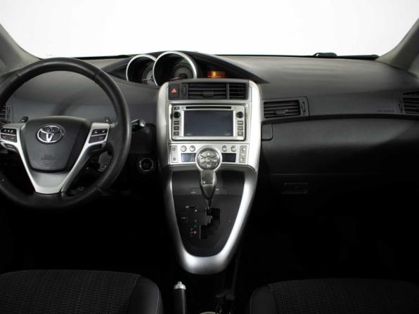Toyota Verso I с пробегом 2012 года, цена 915 000 рублей, 249024 км, компактвэн, Автокод Объявления