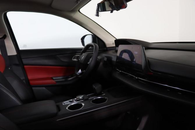 Changan CS55 Plus II с пробегом 2023 года, цена 2 149 990 рублей, 31816 км, внедорожник, Автокод Объявления