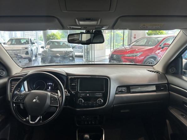 Mitsubishi Outlander III Рестайлинг 3 с пробегом 2018 года, цена 2 362 500 рублей, 117629 км, внедорожник, Автокод Объявления