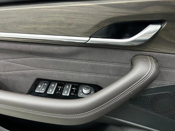 Geely Monjaro I Рестайлинг 2 с пробегом 2025 года, цена 3 900 000 рублей, 2800 км, внедорожник, Автокод Объявления