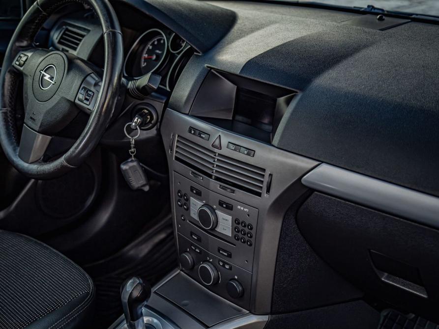 Opel Astra H Рестайлинг Тюмень  - изображение 19