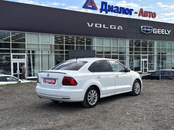 Volkswagen Polo V Рестайлинг с пробегом 2016 года, цена 700 000 рублей, 217460 км, седан, Автокод Объявления