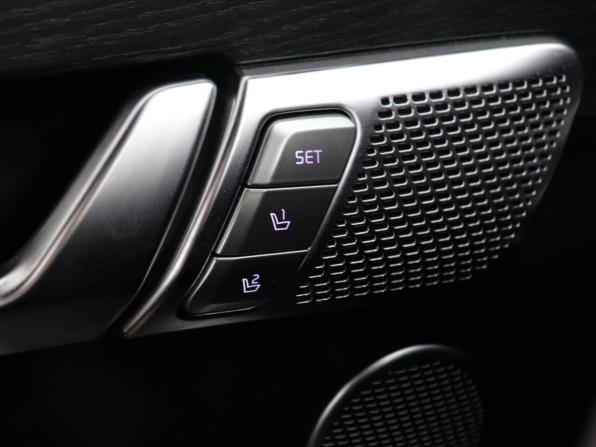 Kia Mohave I Рестайлинг 2 с пробегом 2022 года, цена 6 000 000 рублей, 14553 км, внедорожник, Автокод Объявления