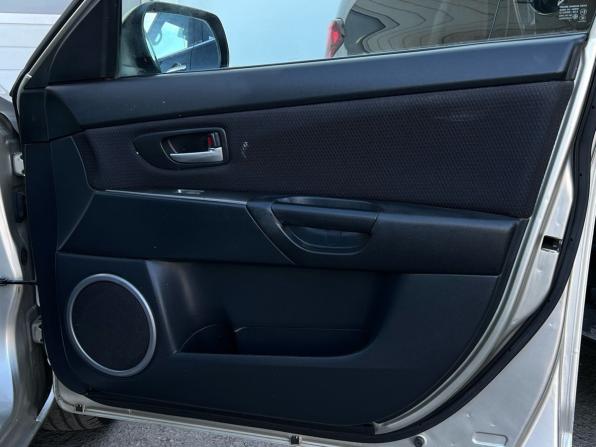 Mazda 3 I (BK) Рестайлинг с пробегом 2007 года, цена 599 000 рублей, 269734 км, седан, Автокод Объявления