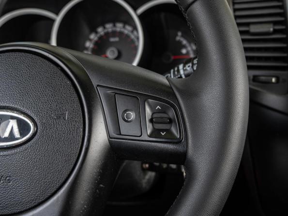 Kia Venga I с пробегом 2012 года, цена 900 000 рублей, 213837 км, компактвэн, Автокод Объявления