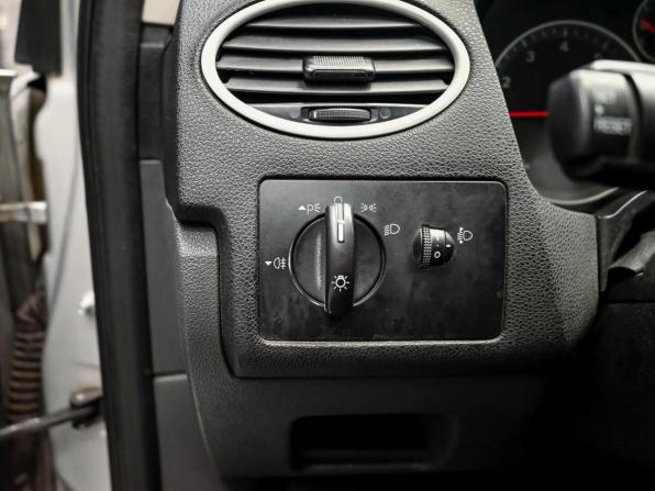 Ford Focus II с пробегом 2006 года, цена 380 000 рублей, 262016 км, седан, Автокод Объявления