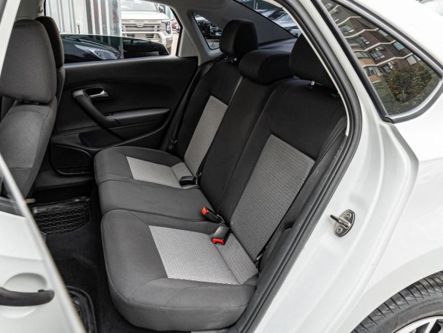 Volkswagen Polo V Рестайлинг Краснодар  - изображение 9