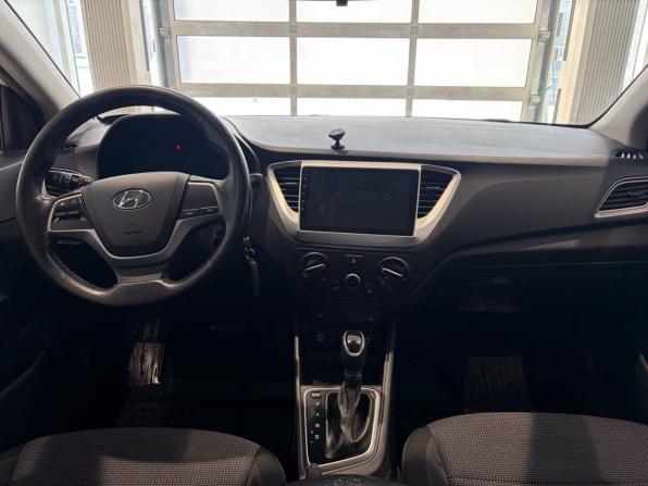 Hyundai Solaris II с пробегом 2019 года, цена 1 409 000 рублей, 90000 км, седан, Автокод Объявления