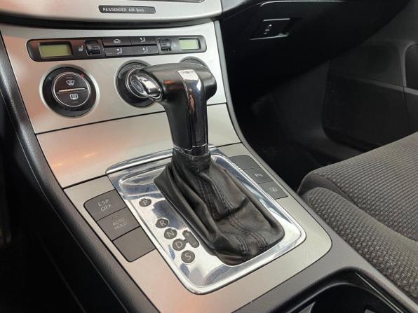 Volkswagen Passat B6 с пробегом 2006 года, цена 414 000 рублей, 273067 км, универсал, Автокод Объявления