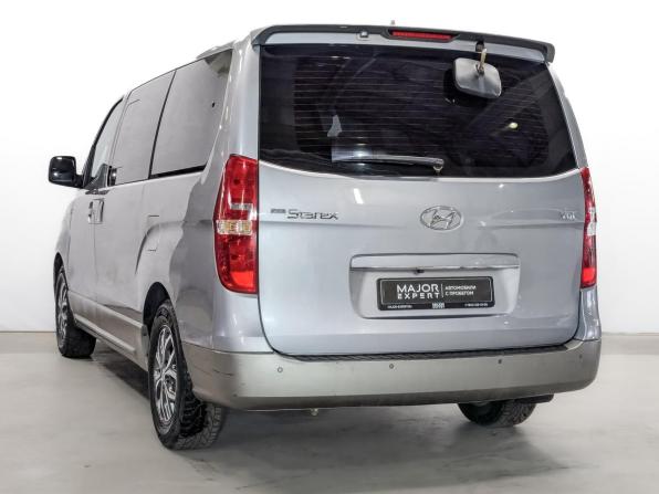 Hyundai Grand Starex I Рестайлинг с пробегом 2017 года, цена 2 475 000 рублей, 98892 км, минивэн, Автокод Объявления