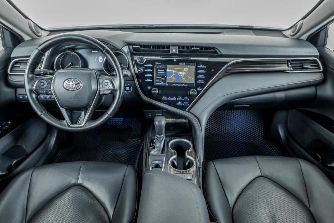 Toyota Camry VIII (XV70) с пробегом 2020 года, цена 2 803 000 рублей, 118960 км, седан, Автокод Объявления