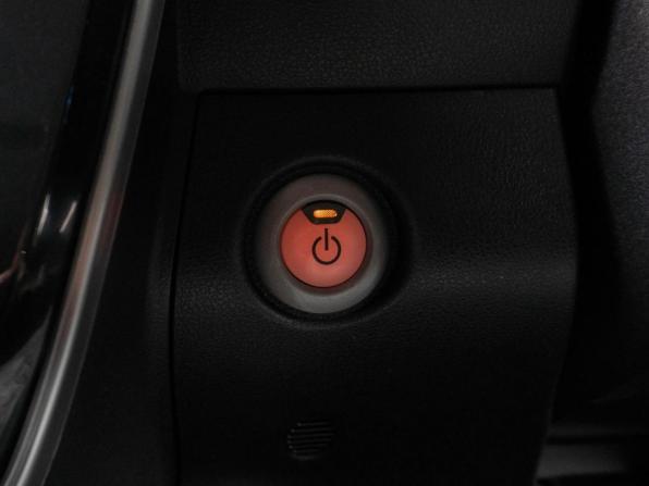 Nissan Leaf I (ZE0/AZE0) с пробегом 2016 года, цена 969 000 рублей, 130146 км, хэтчбек, Автокод Объявления