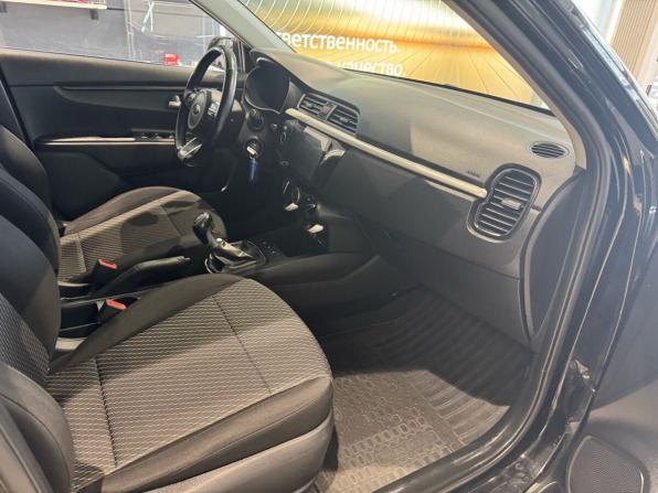 Kia Rio IV с пробегом 2017 года, цена 1 084 000 рублей, 129800 км, седан, Автокод Объявления