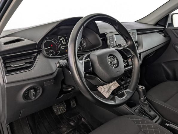 Skoda Rapid II с пробегом 2020 года, цена 1 570 000 рублей, 52866 км, лифтбек, Автокод Объявления