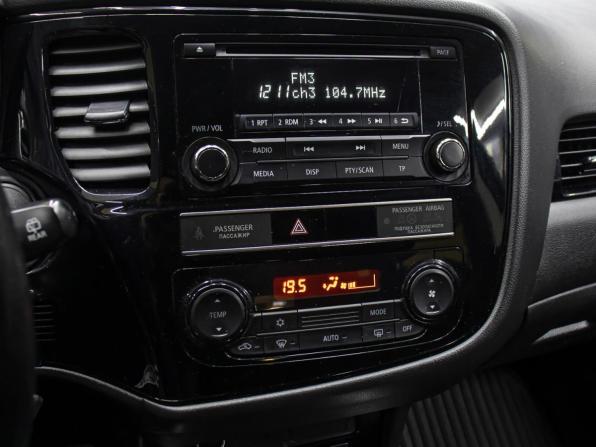 Mitsubishi Outlander III Рестайлинг 3 с пробегом 2019 года, цена 1 598 000 рублей, 252241 км, внедорожник, Автокод Объявления