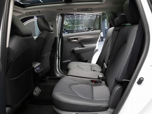 Toyota Highlander IV (XU70) с пробегом 2026 года, цена 5 400 000 рублей, 1 км, внедорожник, Автокод Объявления