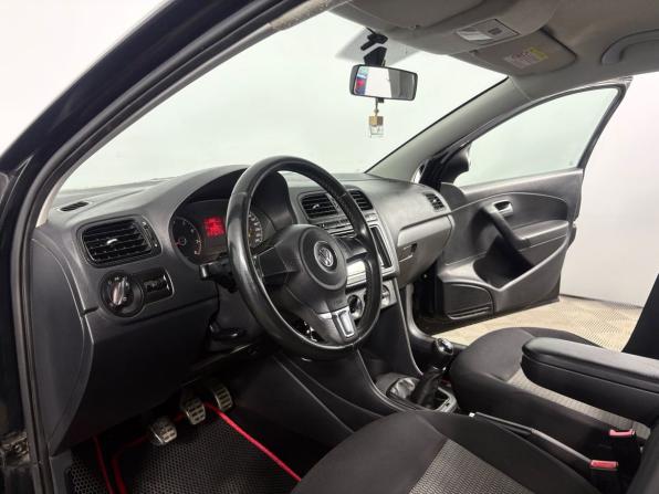 Volkswagen Polo V с пробегом 2013 года, цена 590 000 рублей, 187058 км, седан, Автокод Объявления