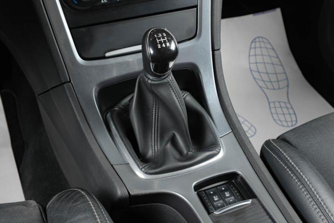 Ford Mondeo IV Рестайлинг с пробегом 2011 года, цена 859 000 рублей, 174386 км, седан, Автокод Объявления