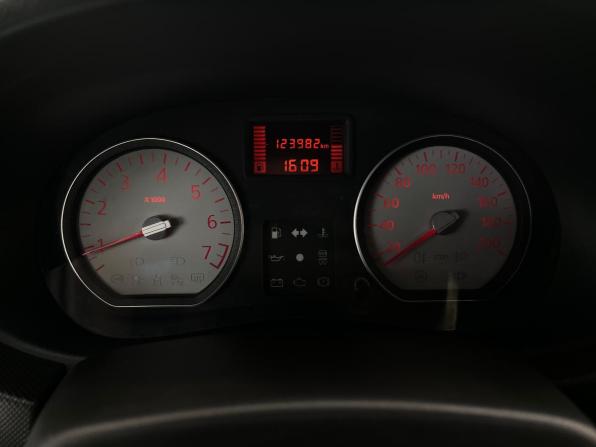 Renault Logan I Рестайлинг с пробегом 2013 года, цена 730 000 рублей, 123980 км, седан, Автокод Объявления