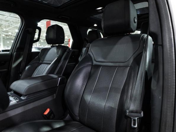 Land Rover Discovery V с пробегом 2019 года, цена 3 811 500 рублей, 155029 км, внедорожник, Автокод Объявления