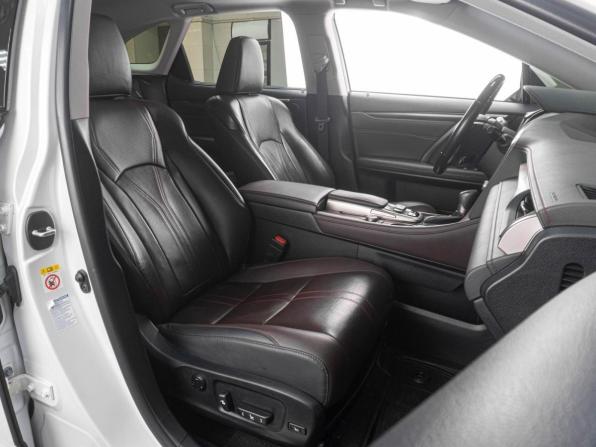 Lexus RX IV с пробегом 2018 года, цена 4 450 000 рублей, 105967 км, внедорожник, Автокод Объявления