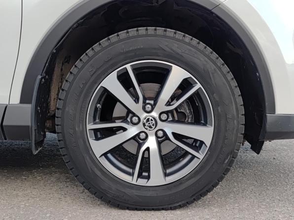 Toyota RAV4 IV (XA40) Рестайлинг с пробегом 2018 года, цена 2 190 000 рублей, 179463 км, внедорожник, Автокод Объявления