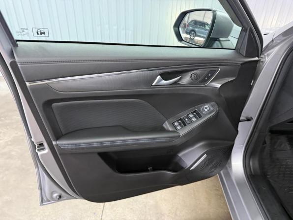 Haval Jolion I с пробегом 2023 года, цена 1 797 000 рублей, 37700 км, внедорожник, Автокод Объявления