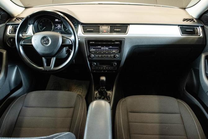 Skoda Rapid I с пробегом 2014 года, цена 909 000 рублей, 175269 км, лифтбек, Автокод Объявления