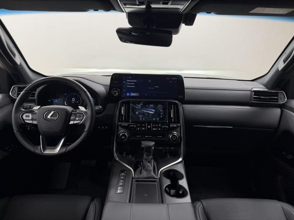 Lexus LX IV с пробегом 2025 года, цена 18 500 000 рублей, 13 км, внедорожник, Автокод Объявления