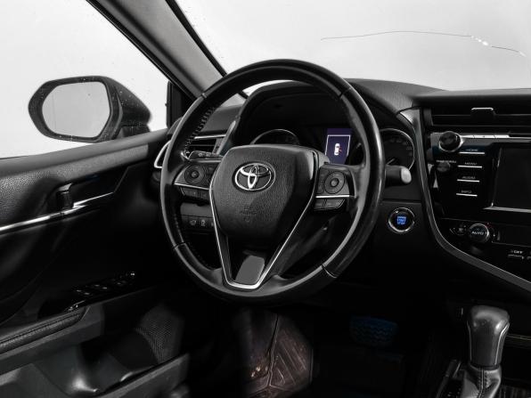Toyota Camry VIII (XV70) с пробегом 2019 года, цена 2 490 000 рублей, 118650 км, седан, Автокод Объявления