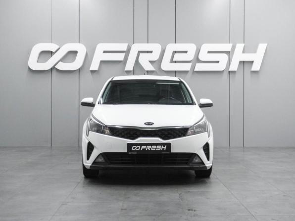 Kia Rio IV Рестайлинг с пробегом 2021 года, цена 1 569 000 рублей, 102250 км, седан, Автокод Объявления