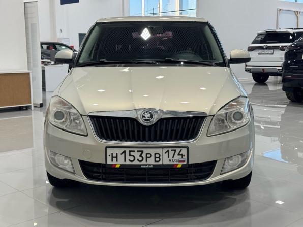 Skoda Fabia II Рестайлинг с пробегом 2012 года, цена 565 000 рублей, 174600 км, хэтчбек, Автокод Объявления