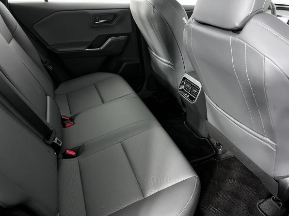 Toyota RAV4 VI (XA60) с пробегом 2026 года, цена 4 720 000 рублей, 13 км, внедорожник, Автокод Объявления