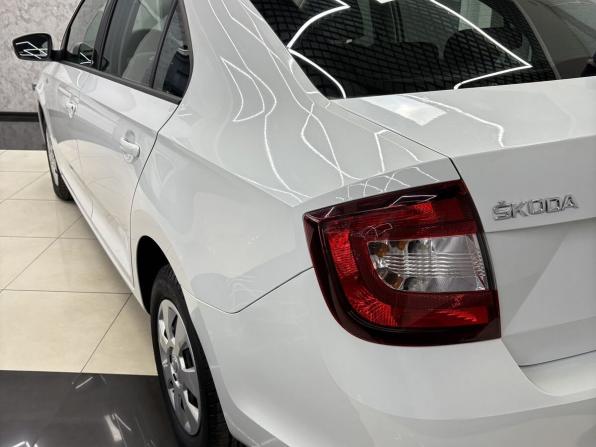 Skoda Rapid I Рестайлинг с пробегом 2019 года, цена 1 365 000 рублей, 61600 км, лифтбек, Автокод Объявления