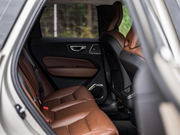 Volvo XC60 II с пробегом 2019 года, цена 3 830 000 рублей, 86599 км, внедорожник, Автокод Объявления