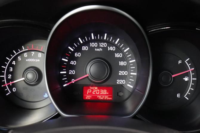 Kia Rio III Рестайлинг с пробегом 2017 года, цена 1 130 000 рублей, 75235 км, хэтчбек, Автокод Объявления
